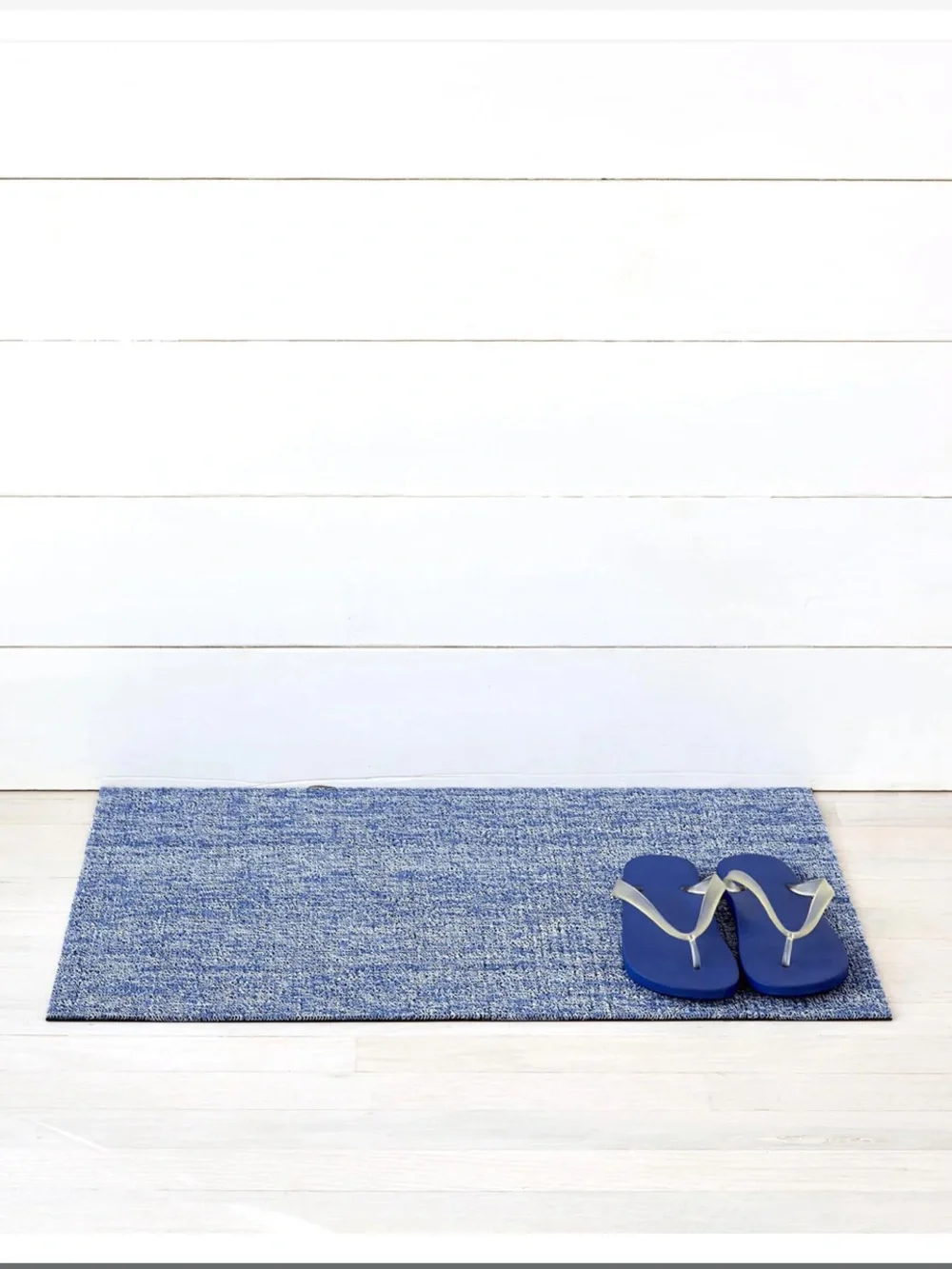 Chilewich Heathered Shag Floor Bath Shower Door Mat in Cornflower Blue